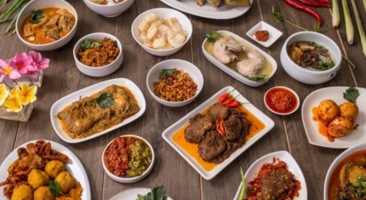 22 Makanan Khas Sumatera Barat yang Terkenal & Wajib Anda Coba