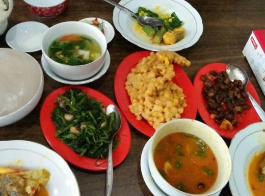 6 Makanan Khas Konawe Utara yang Terkenal Enak & Wajib Dicicipi