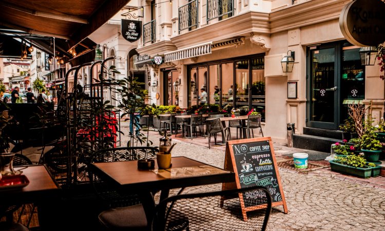 15 Cafe & Tempat Nongkrong di Jakarta Selatan yang Hits dan Kekinian