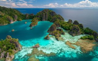 15 Pantai Cantik di Jawa Timur yang Wajib Anda Kunjungi