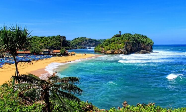 25 Pantai Cantik di Jogja yang Wajib Anda Kunjungi