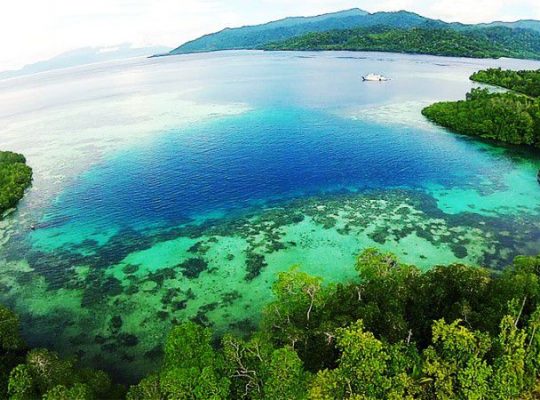 10 Tempat Wisata di Pulau Bacan Terbaru & Paling Hits