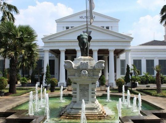 Museum Nasional Indonesia, Museum dengan Berbagai Koleksi Peninggalan Sejarah