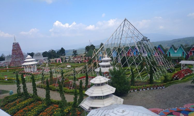 Alamat Taman Bunga Celosia Semarang
