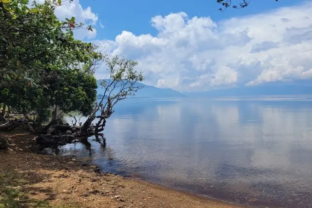 Pantai Molino Tapuandau