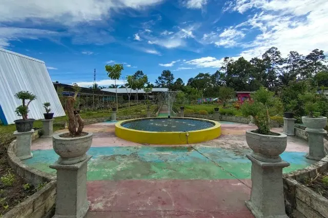 Taman Nirwana Park